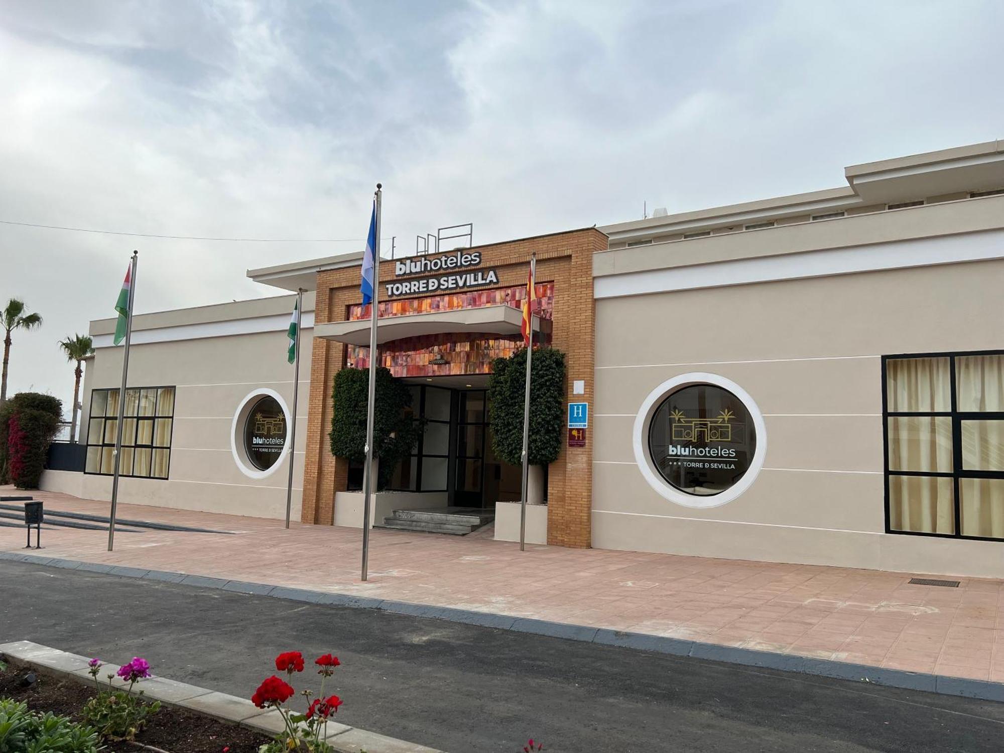 Hospedium Hotel Blu Torre De Sevilla Торре-де-ла-Рейна Экстерьер фото